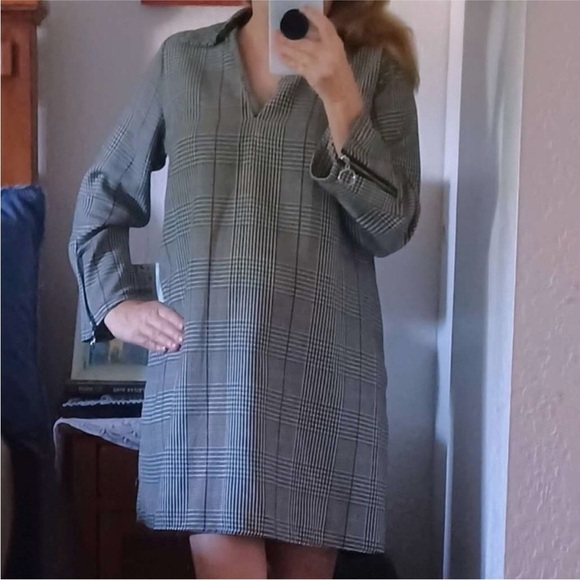 ZARA Black and White Houndstooth Collared Shift Dress - Picture 2 of 14